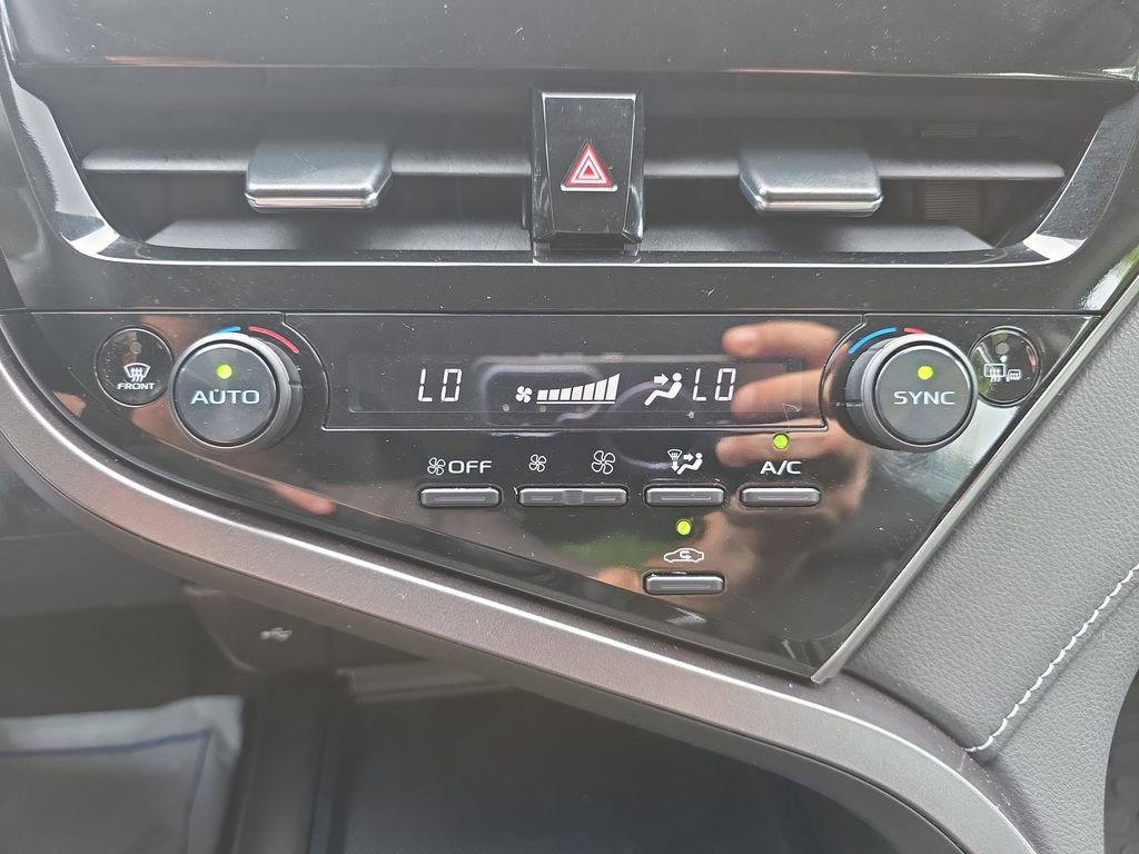 Used 2023 Toyota Camry SE FWD image 29
