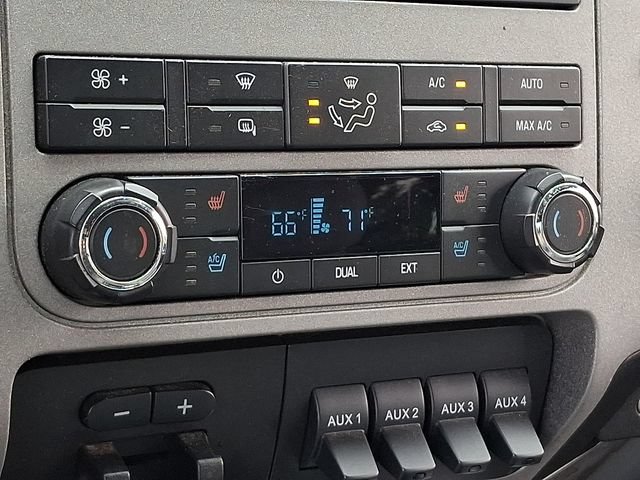 Used 2013 Ford F250 XLT w/ Snow Plow Prep Pkg AWD/4WD image 15