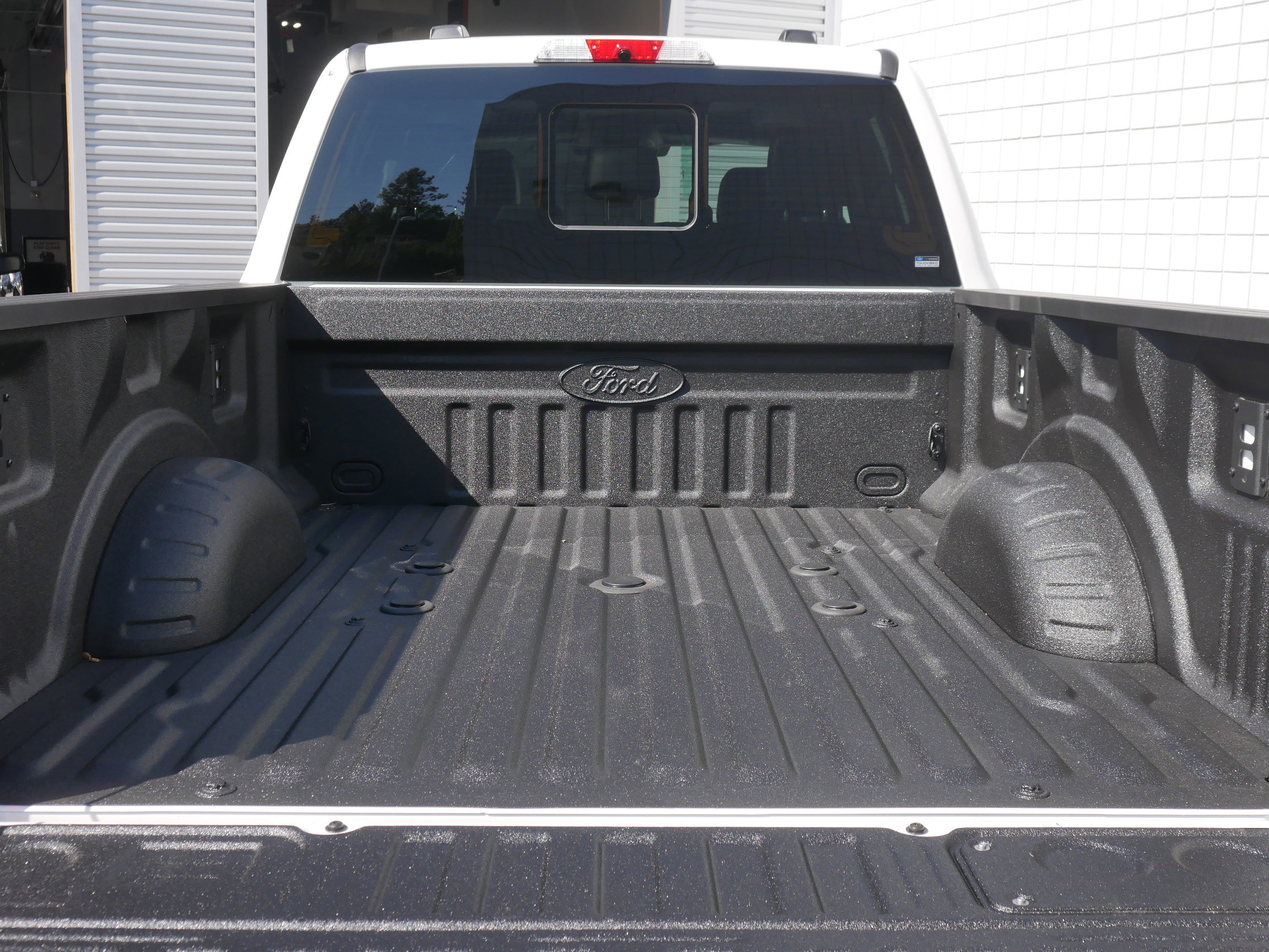 New 2025 Ford F250 Lariat w/ Lariat Ultimate Package image 28