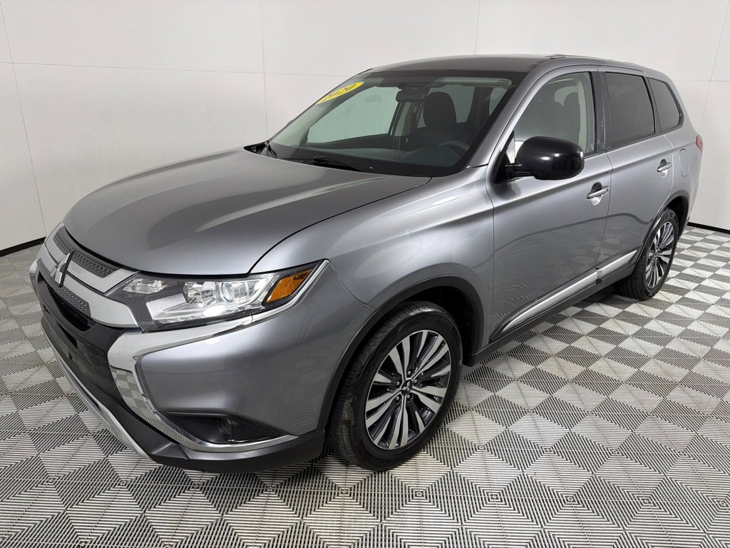 Used 2020 Mitsubishi Outlander ES FWD image 9
