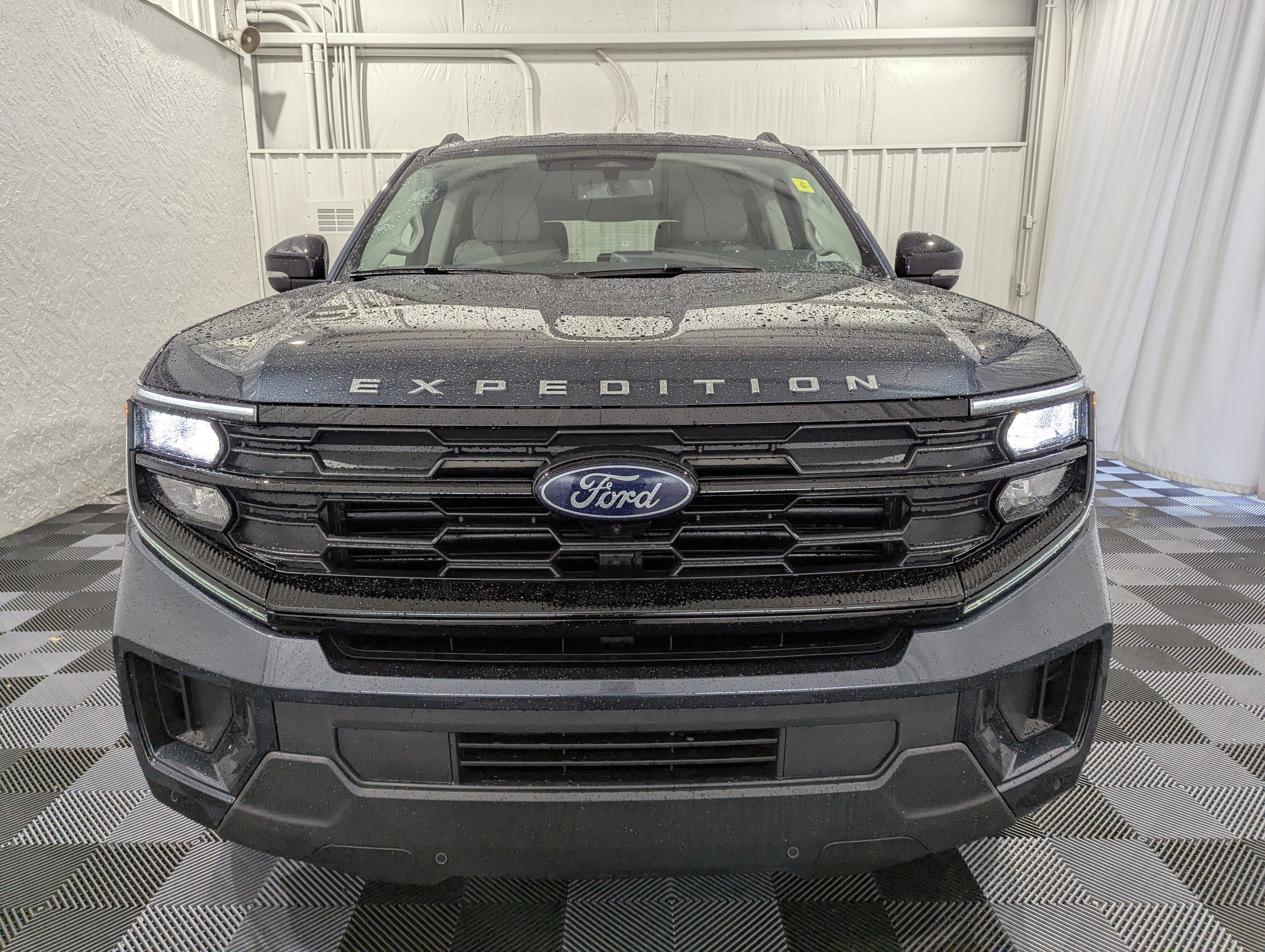 New 2026 Ford Expedition Max Active AWD/4WD image 4