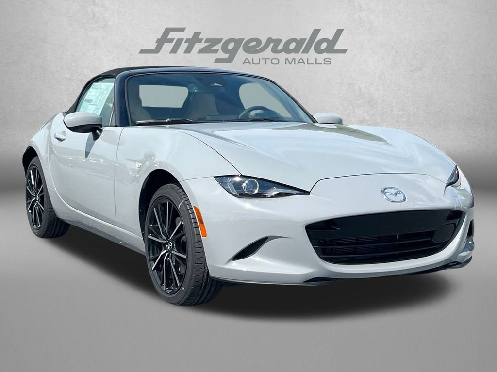 New 2025 MAZDA MX-5 Miata Grand Touring w/ Weather Package 360° Tour