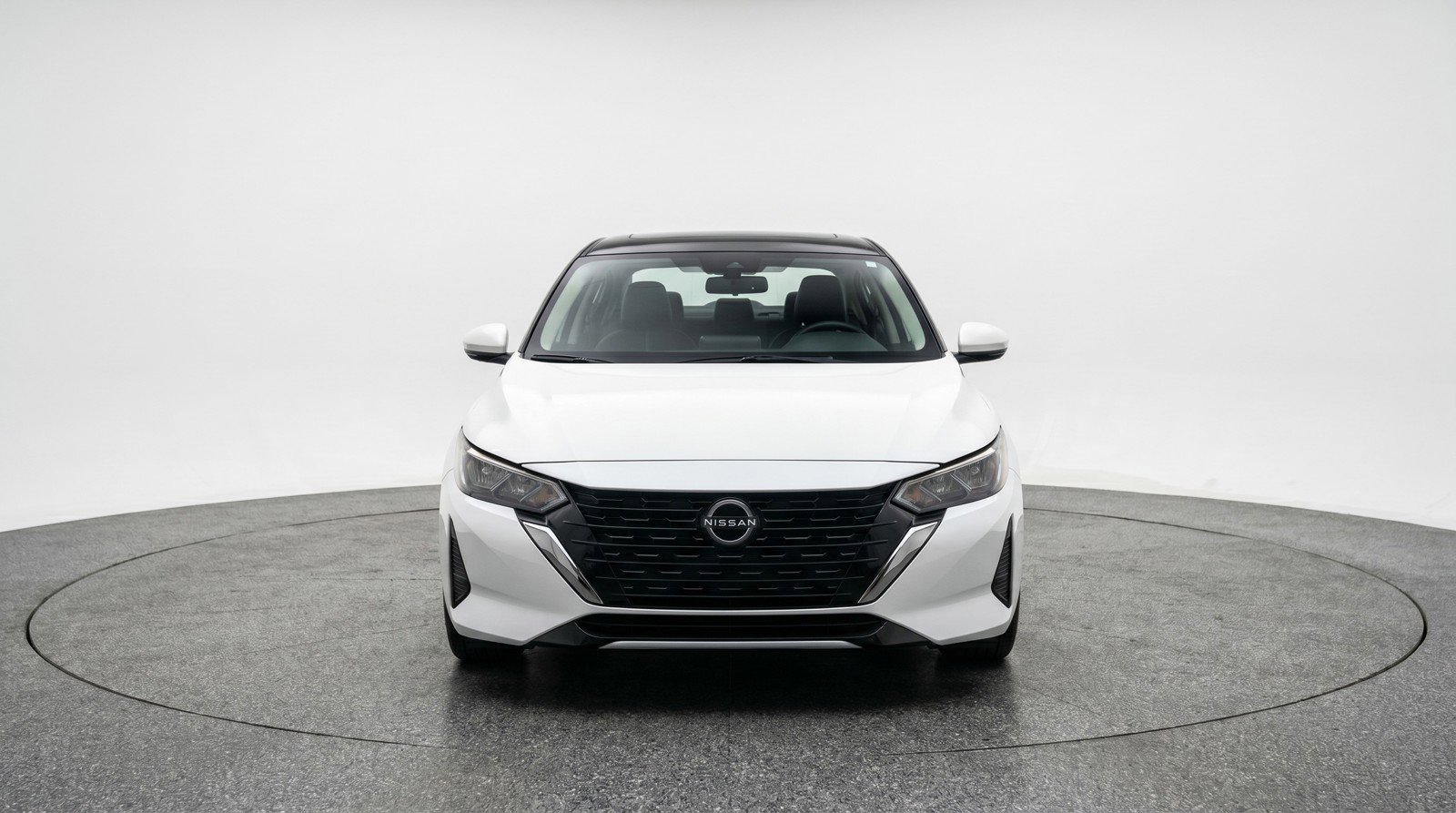 Used 2025 Nissan Sentra SV FWD image 2