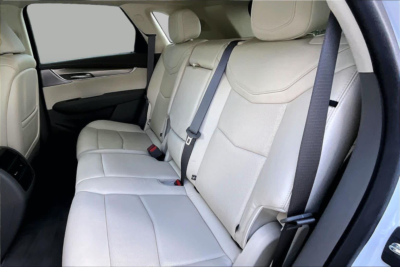 Used 2020 Cadillac XT5 Premium Luxury FWD image 21