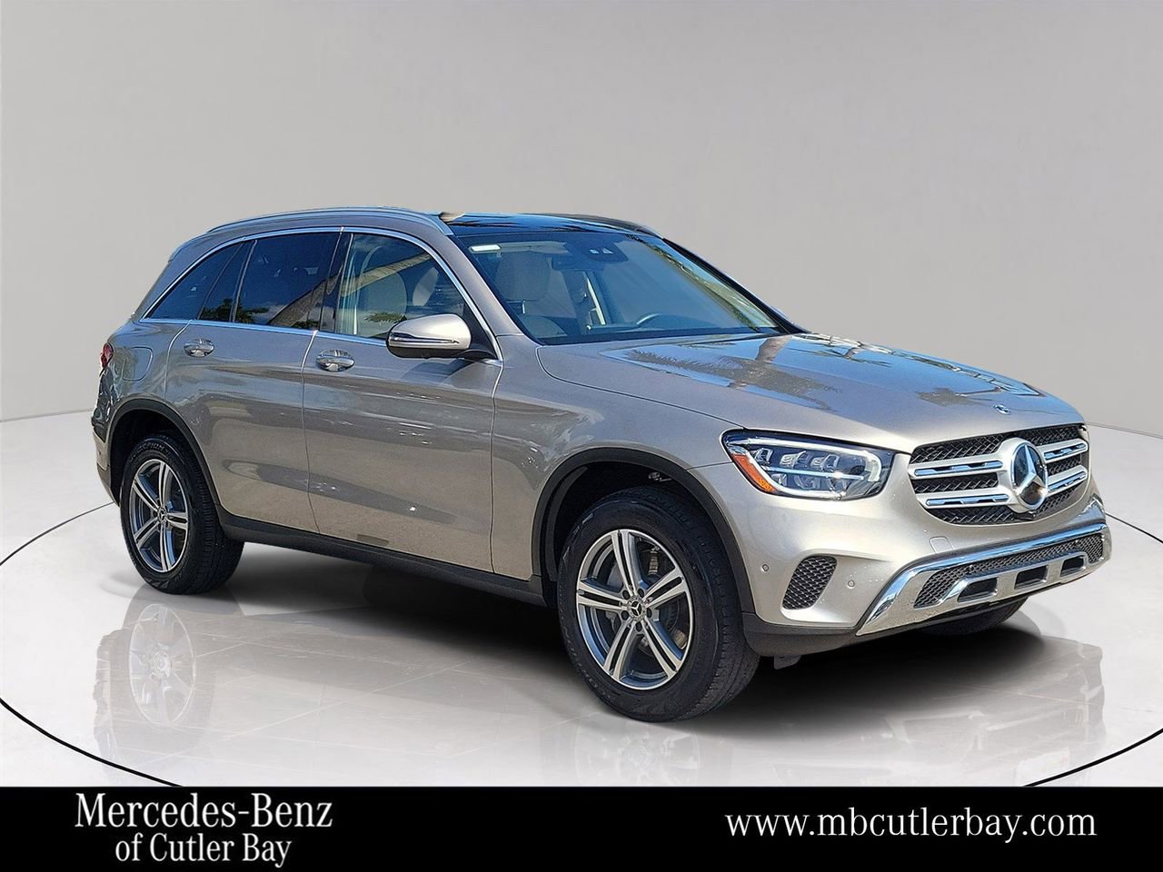 Certified 2022 Mercedes-Benz GLC 300 image 1