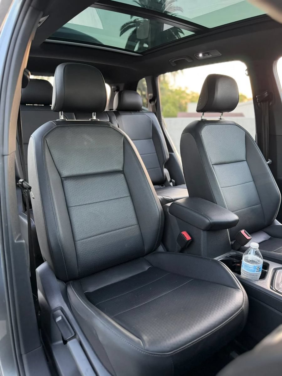 Used 2019 Volkswagen Tiguan SEL Premium R-Line FWD image 14