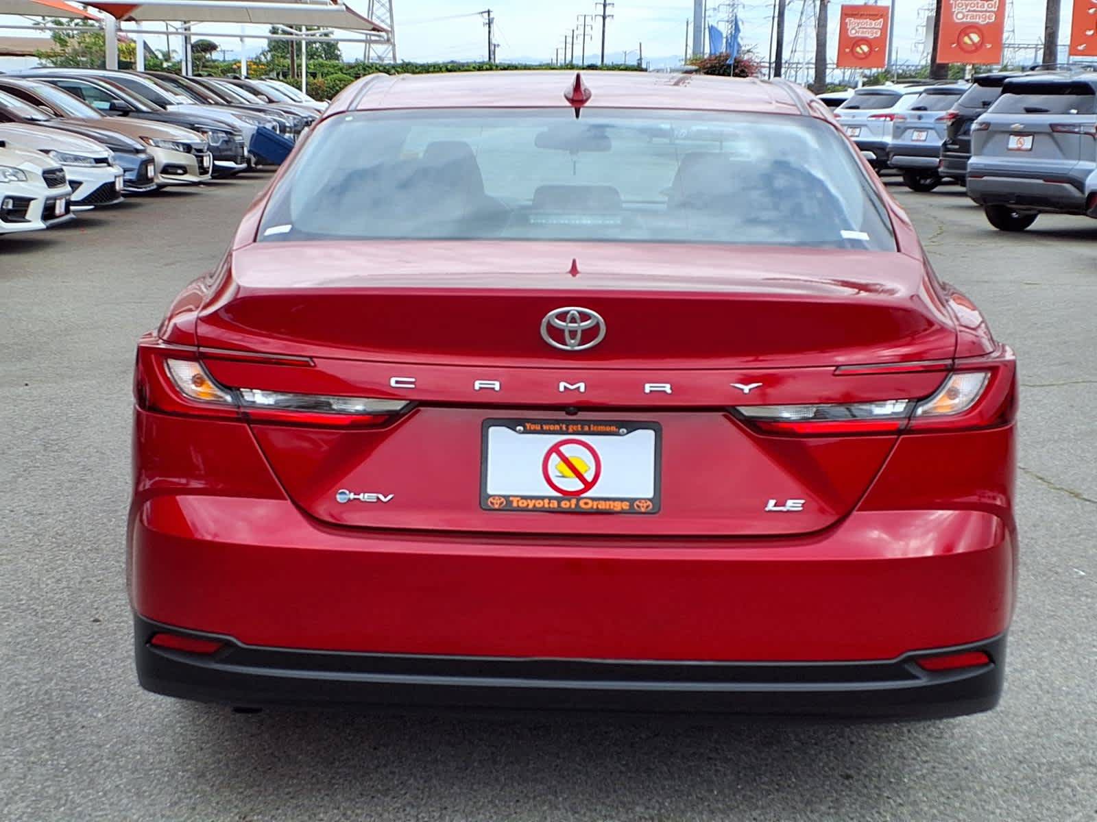 Used 2025 Toyota Camry LE FWD image 5