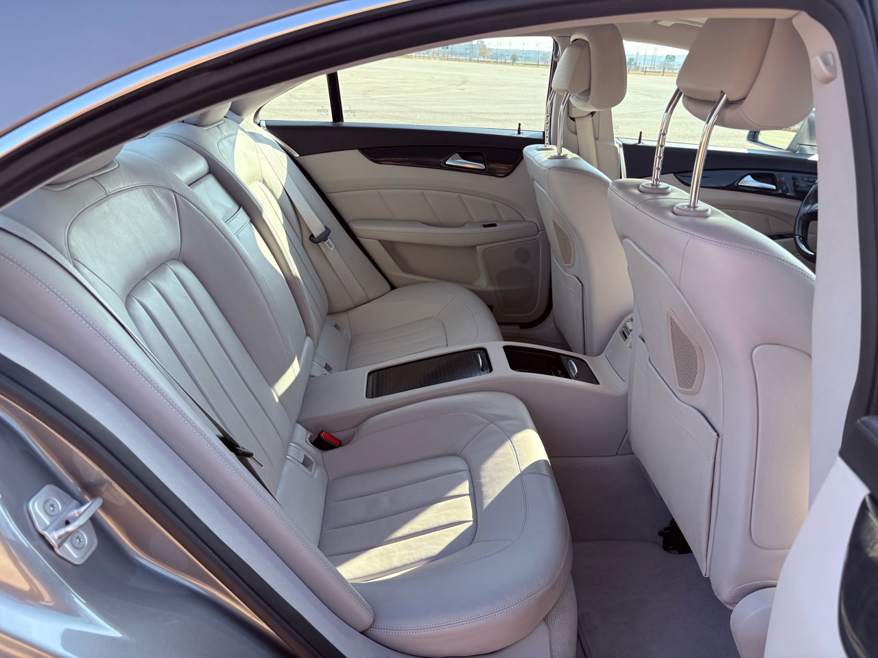 Used 2012 Mercedes-Benz CLS 550 image 22