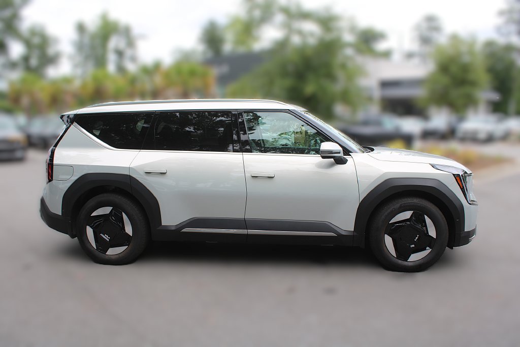 New 2026 Kia EV9 Wind AWD/4WD image 16