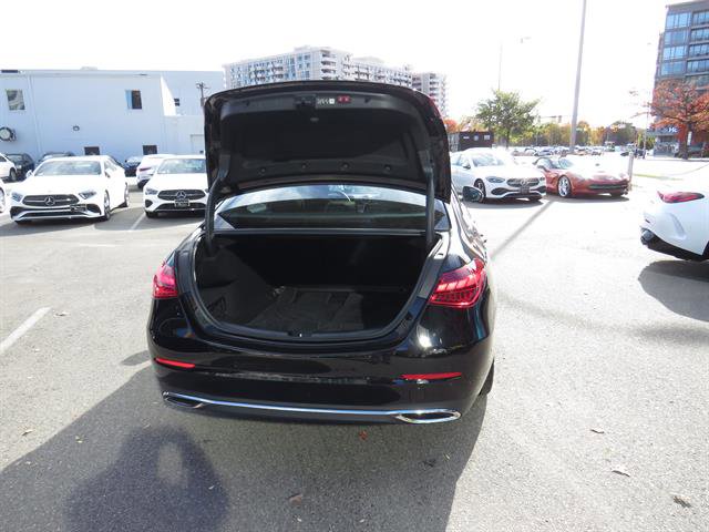 Used 2025 Mercedes-Benz C 300 4MATIC Sedan image 31