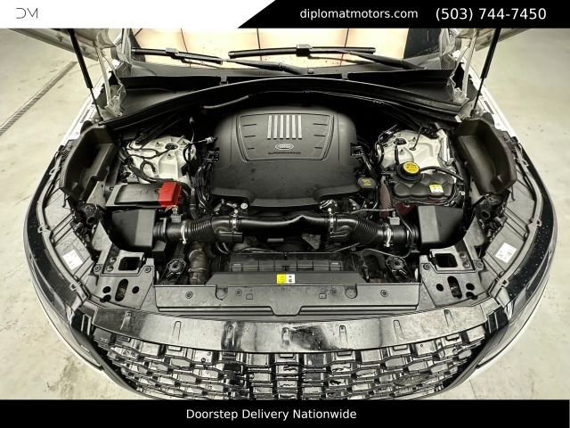 Used 2018 Land Rover Range Rover Velar R-Dynamic SE AWD/4WD image 47