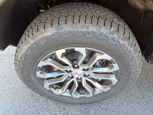 New 2026 GMC Canyon Denali AWD/4WD image 13