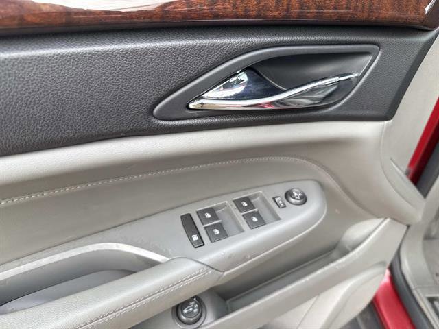 Used 2010 Cadillac SRX Premium image 12