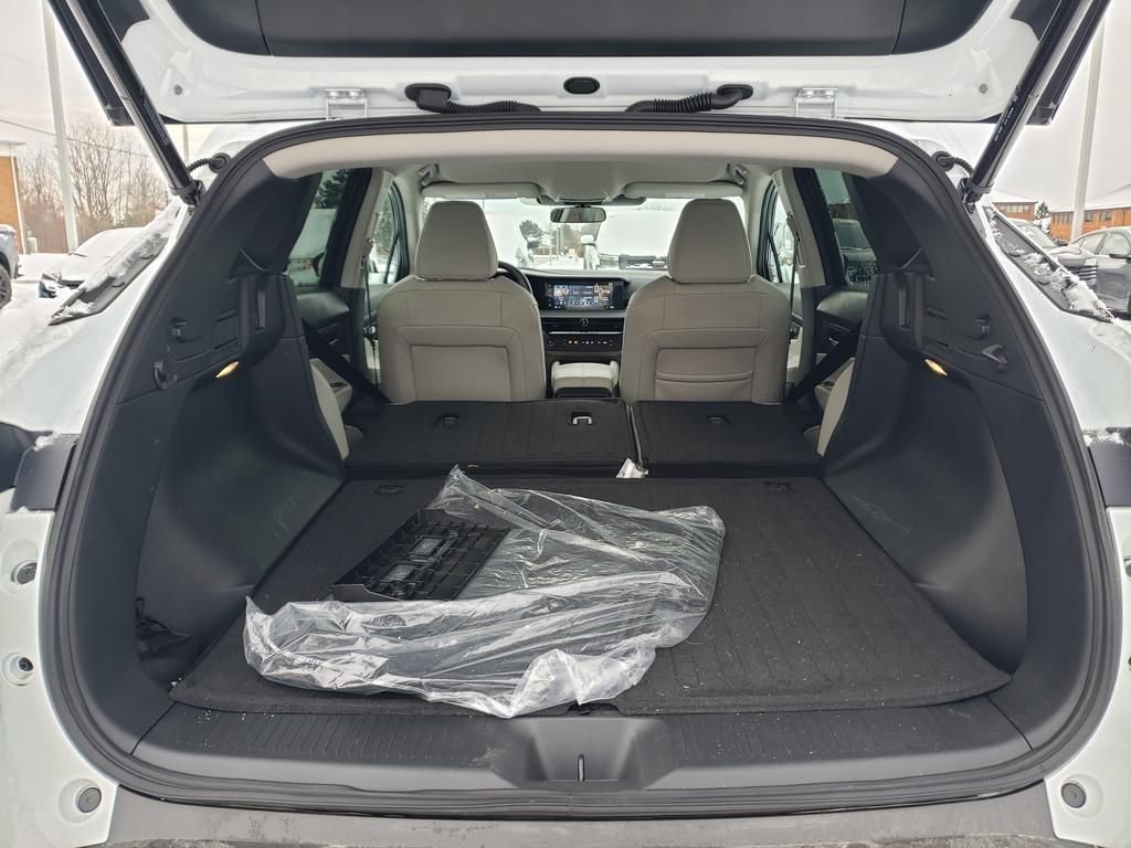 Certified 2025 Nissan Murano SV AWD/4WD image 8