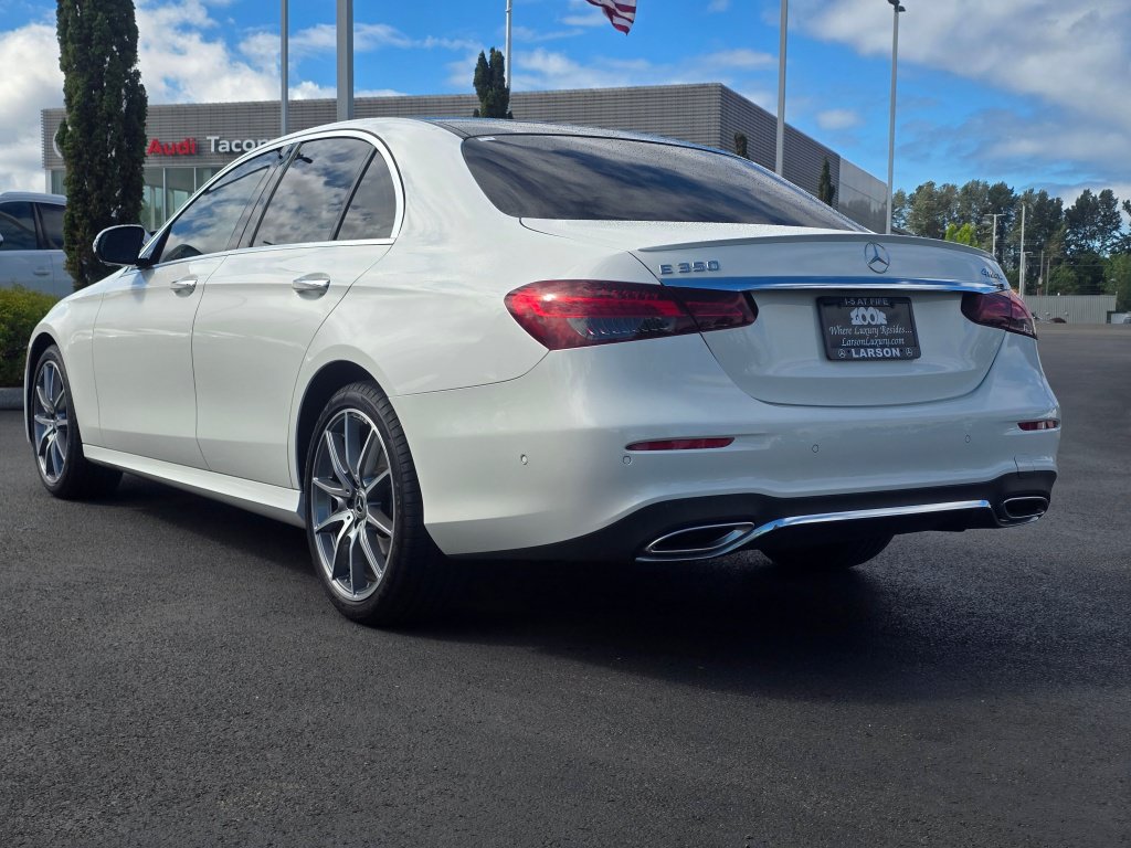 Used 2022 Mercedes-Benz E 350 4MATIC Sedan image 4