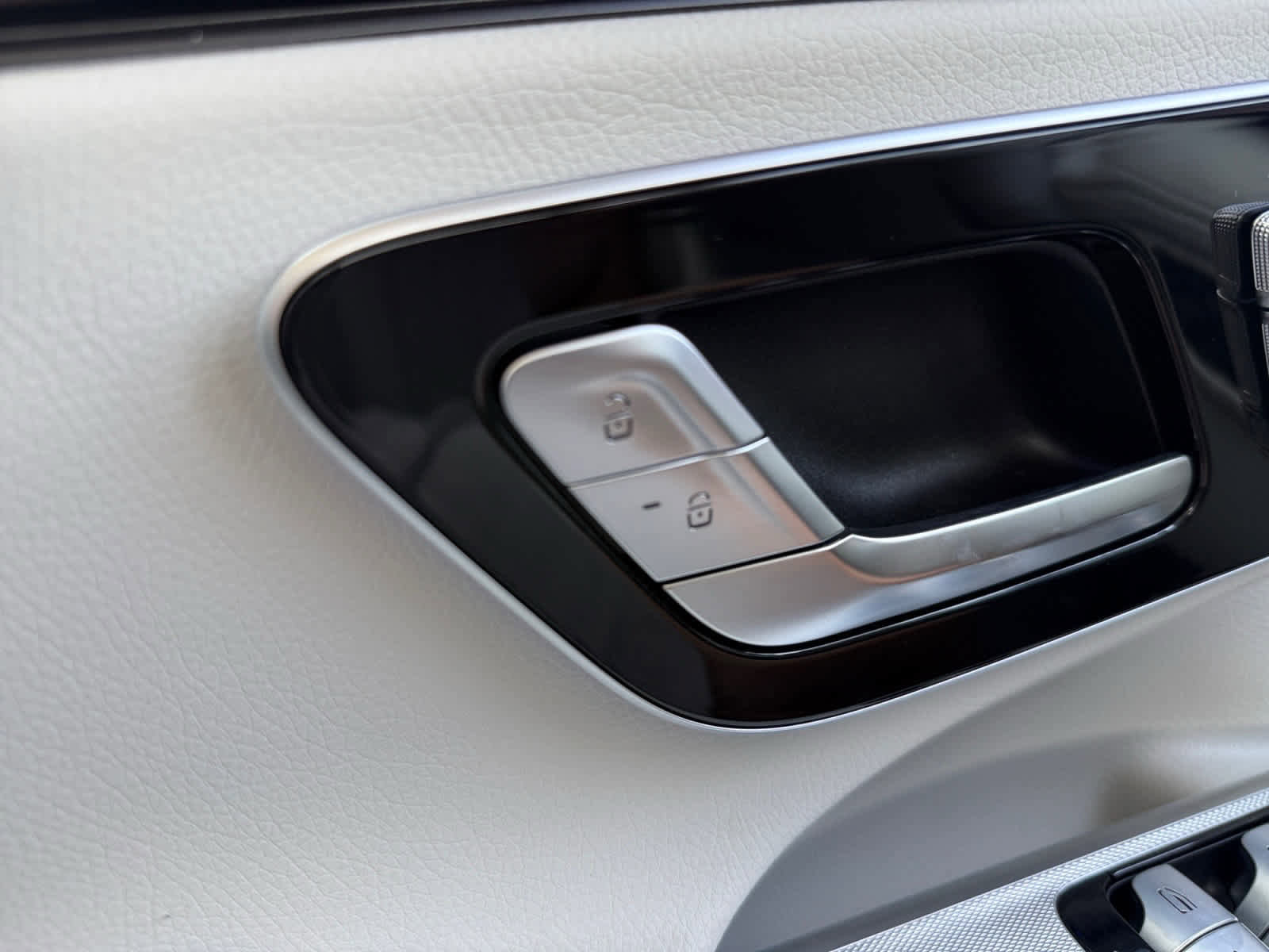 Certified 2023 Mercedes-Benz EQE 350+ SUV image 26