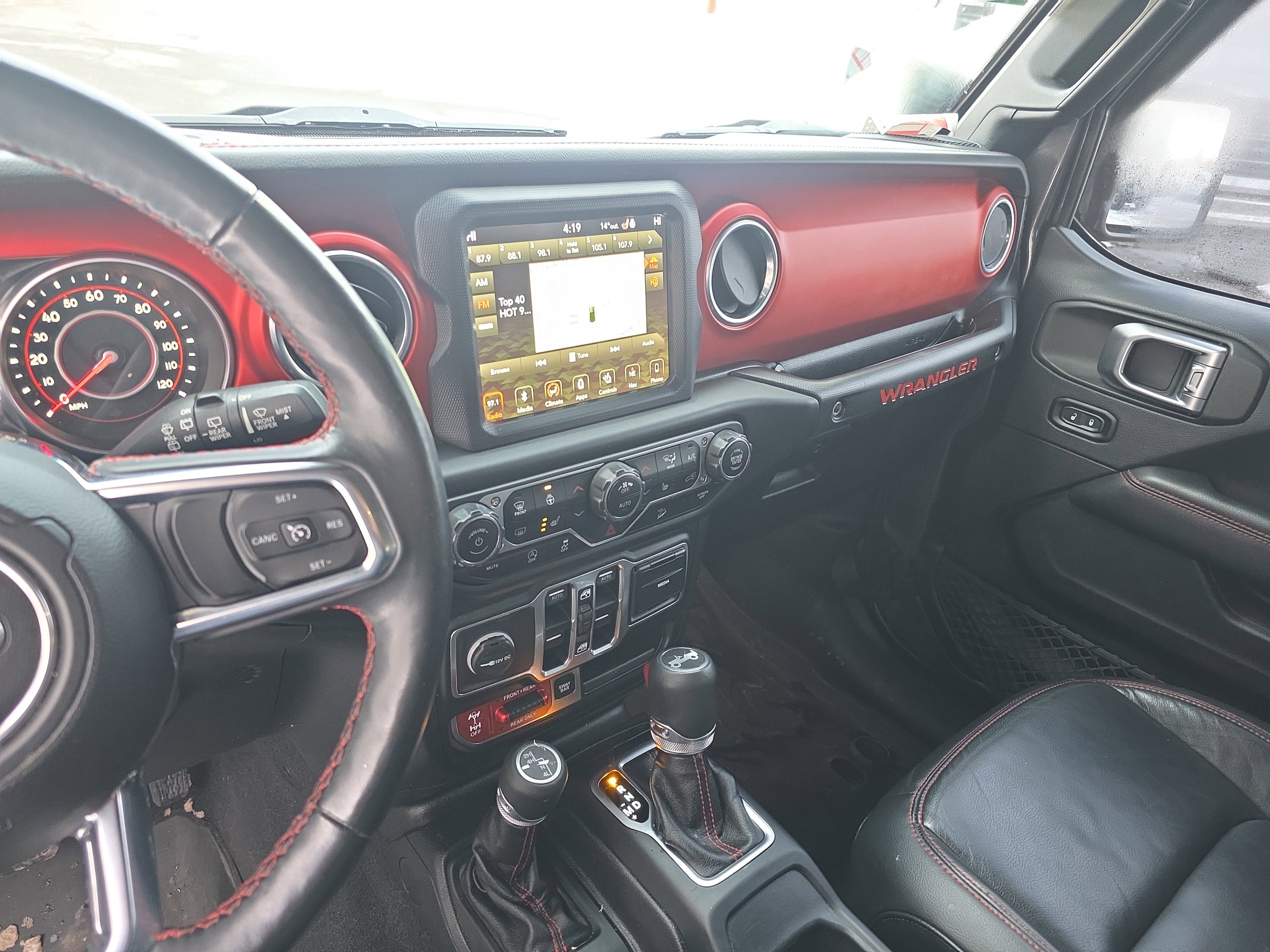 Used 2018 Jeep Wrangler Unlimited Rubicon image 25