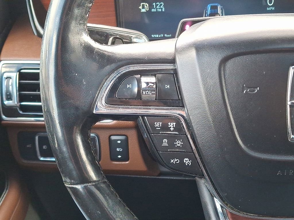 Used 2022 Lincoln Navigator L Reserve image 21