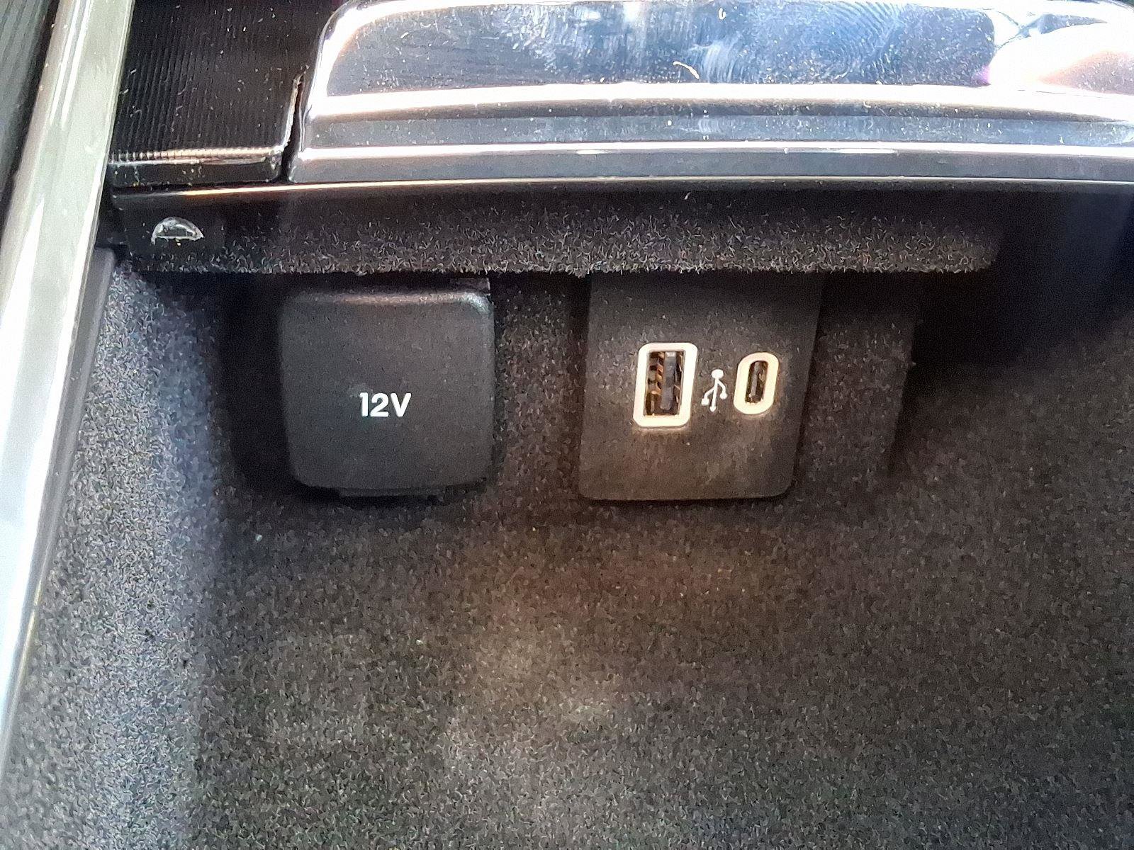 New 2026 Lincoln Corsair Premiere image 12