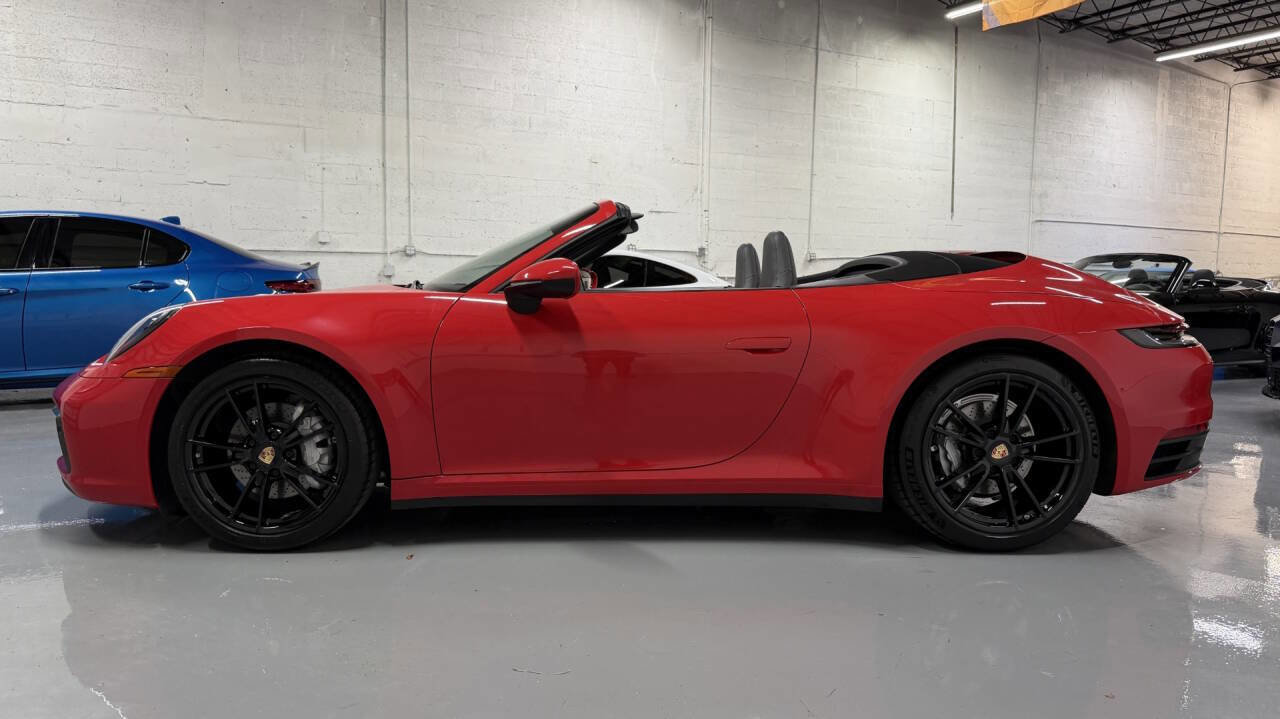 Used 2023 Porsche 911 Carrera image 30