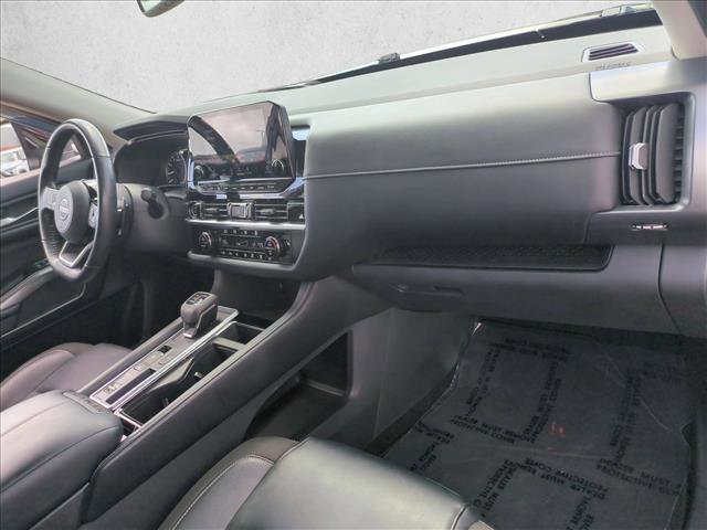 Used 2022 Nissan Pathfinder SL image 22