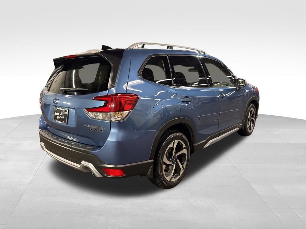 Used 2024 Subaru Forester Touring image 10
