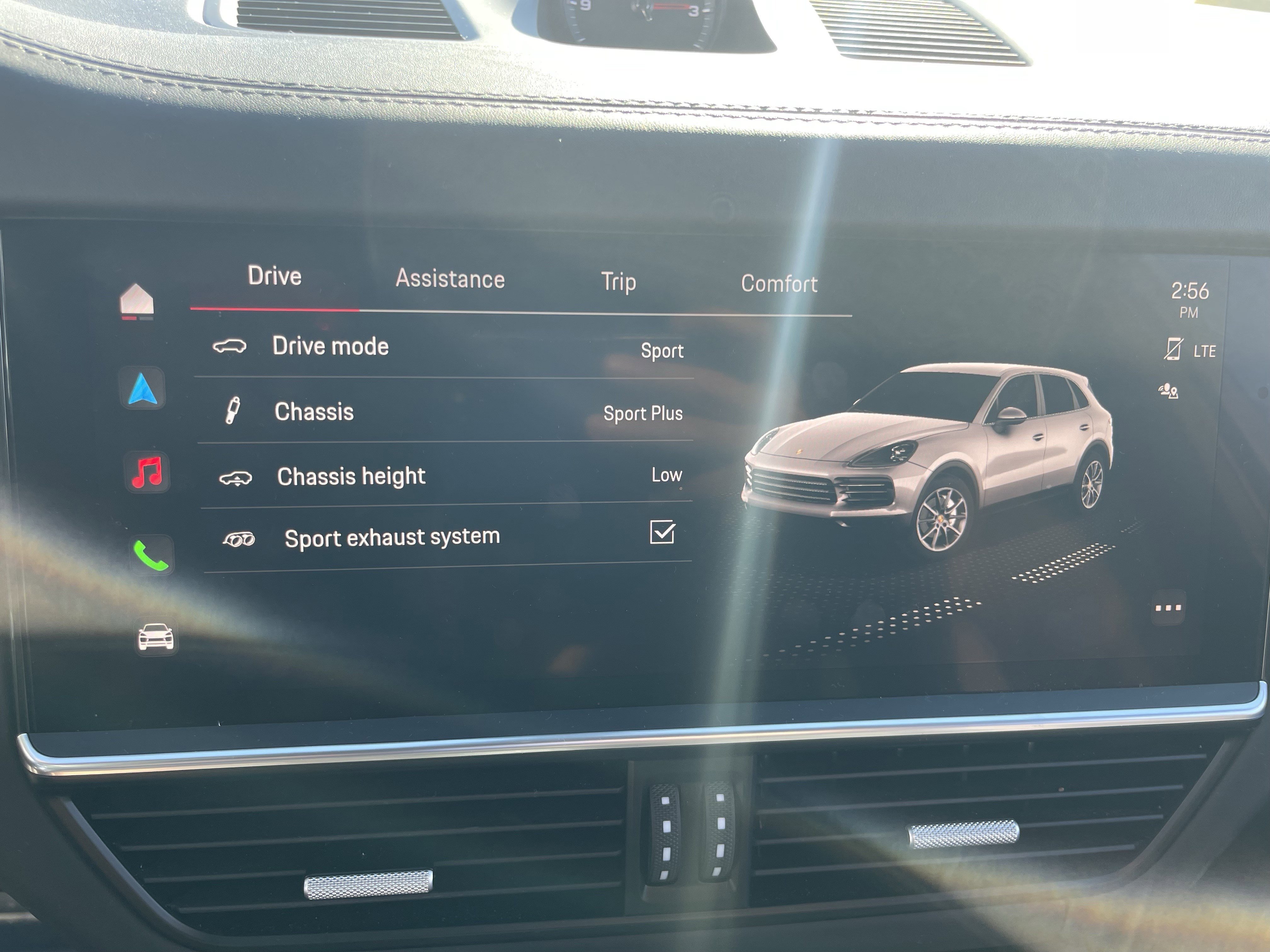 Used 2023 Porsche Cayenne S image 29