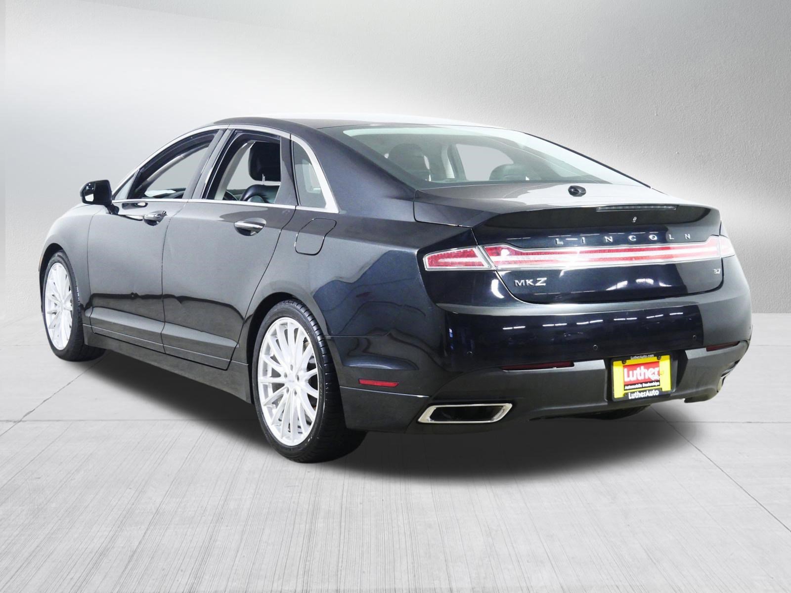 Used 2015 Lincoln MKZ w/ Equipment Group 101A Select image 5