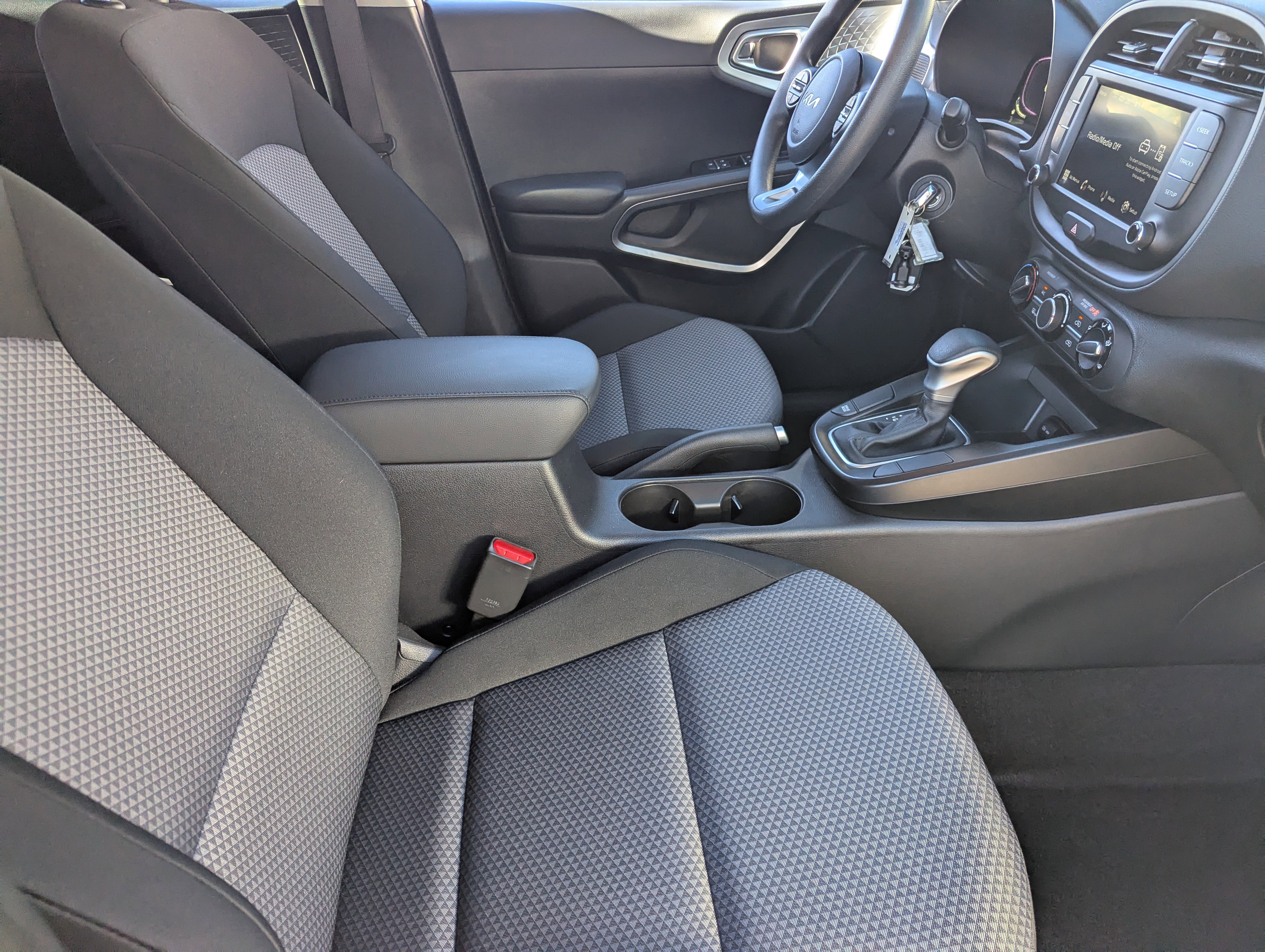 Certified 2025 Kia Soul LX w/ LX Technology Package image 9