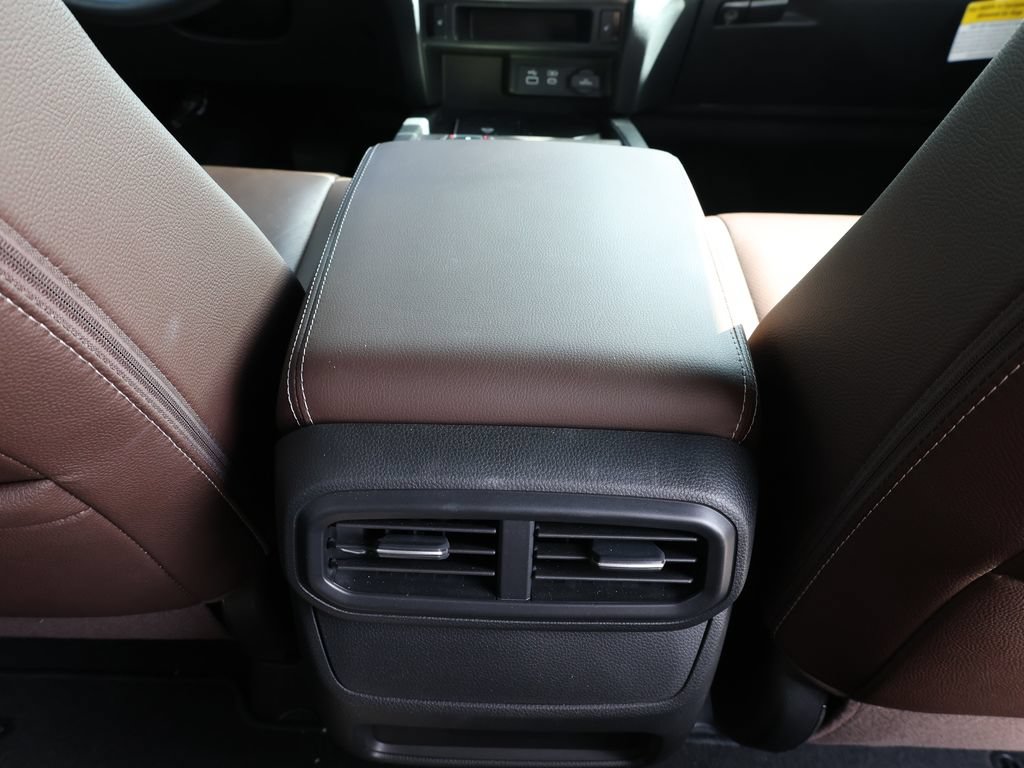 Used 2025 Honda Passport EX-L image 28