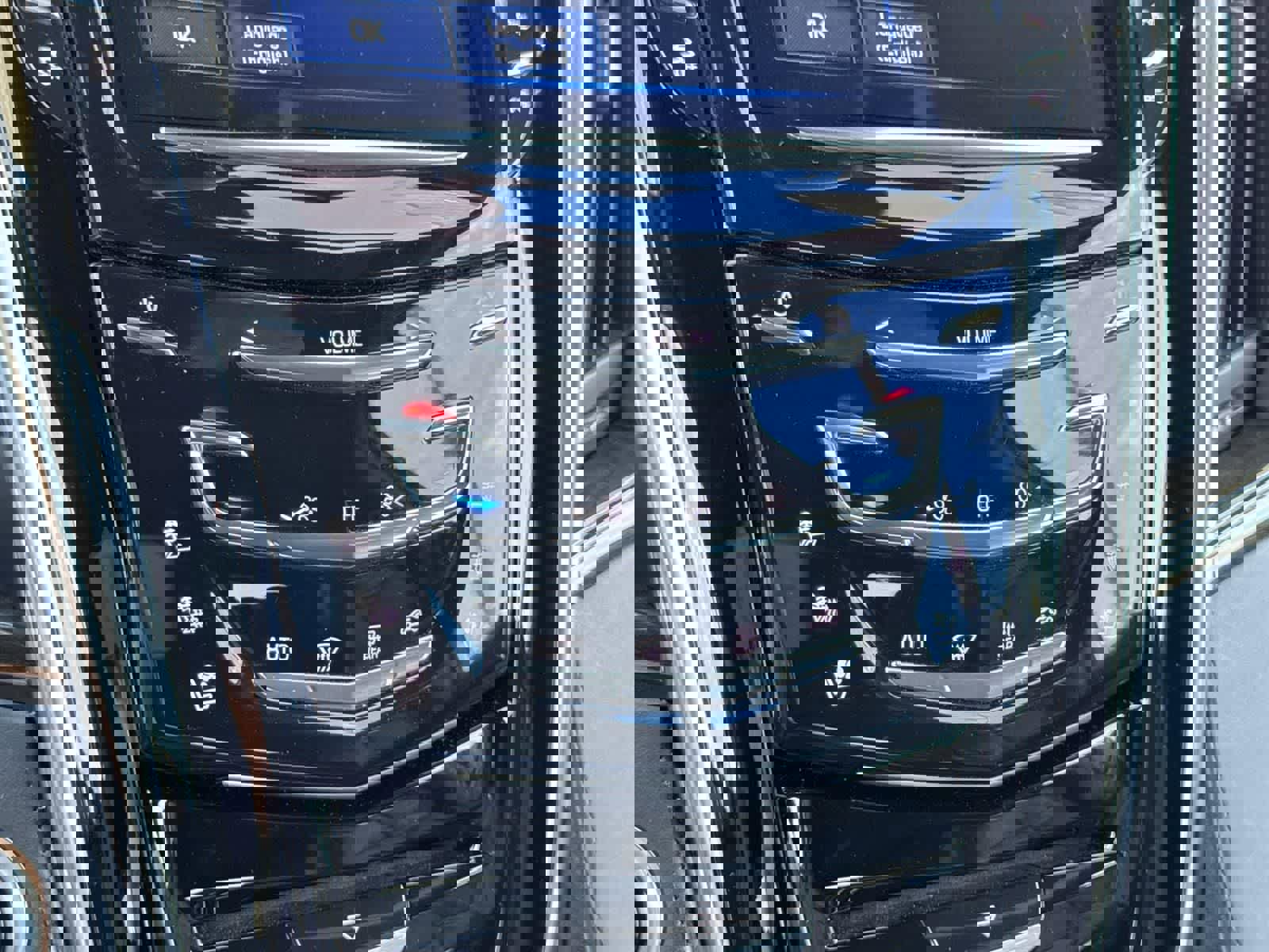 Used 2020 Cadillac Escalade Platinum w/ Escalade Sport Edition image 14