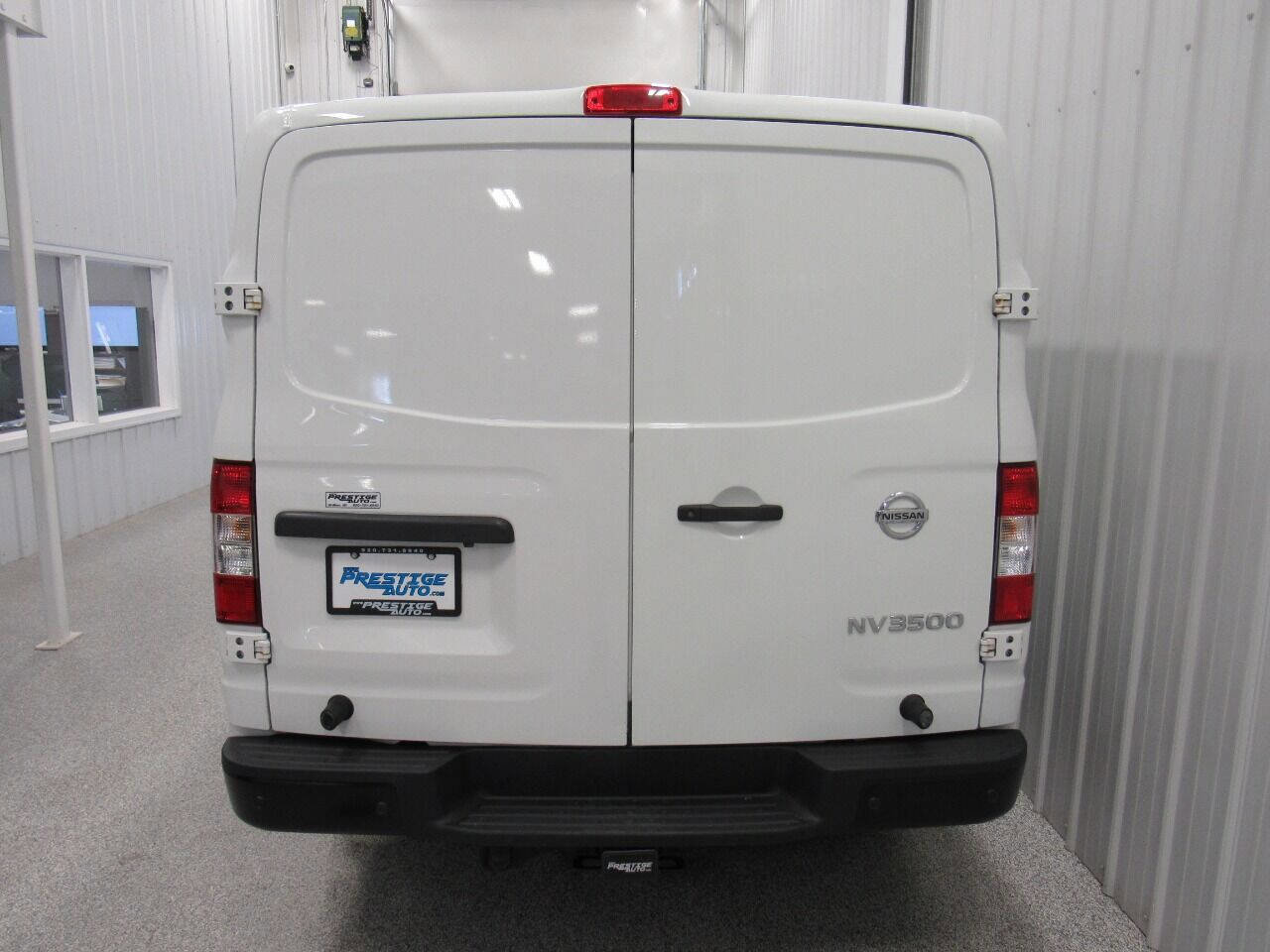 Used 2017 Nissan NV 3500 SV w/ Technology Package image 12