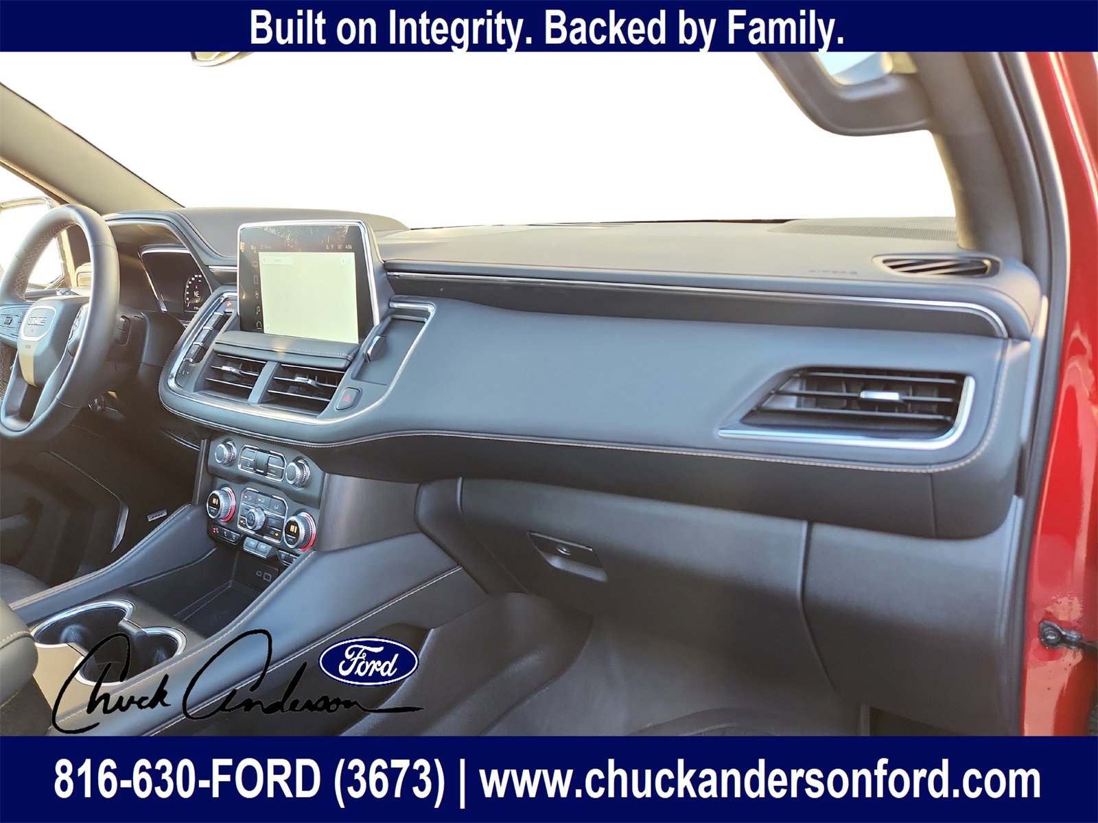 Used 2024 GMC Yukon AT4 w/ AT4 Premium Package image 25