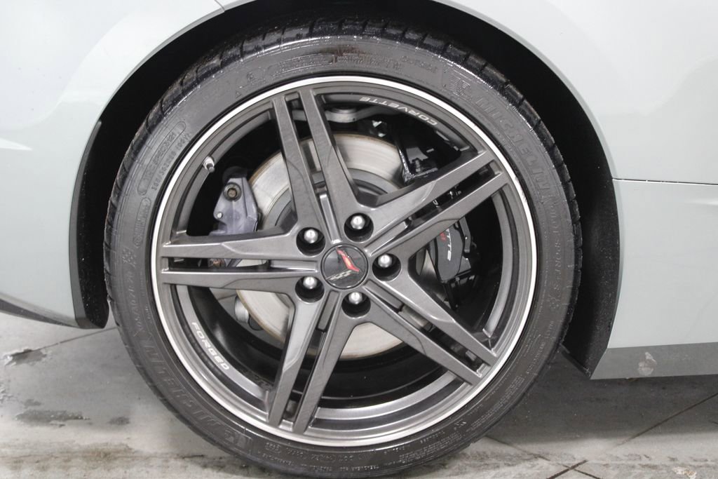 Used 2024 Chevrolet Corvette Stingray Coupe w/ Z51 Performance Package image 13