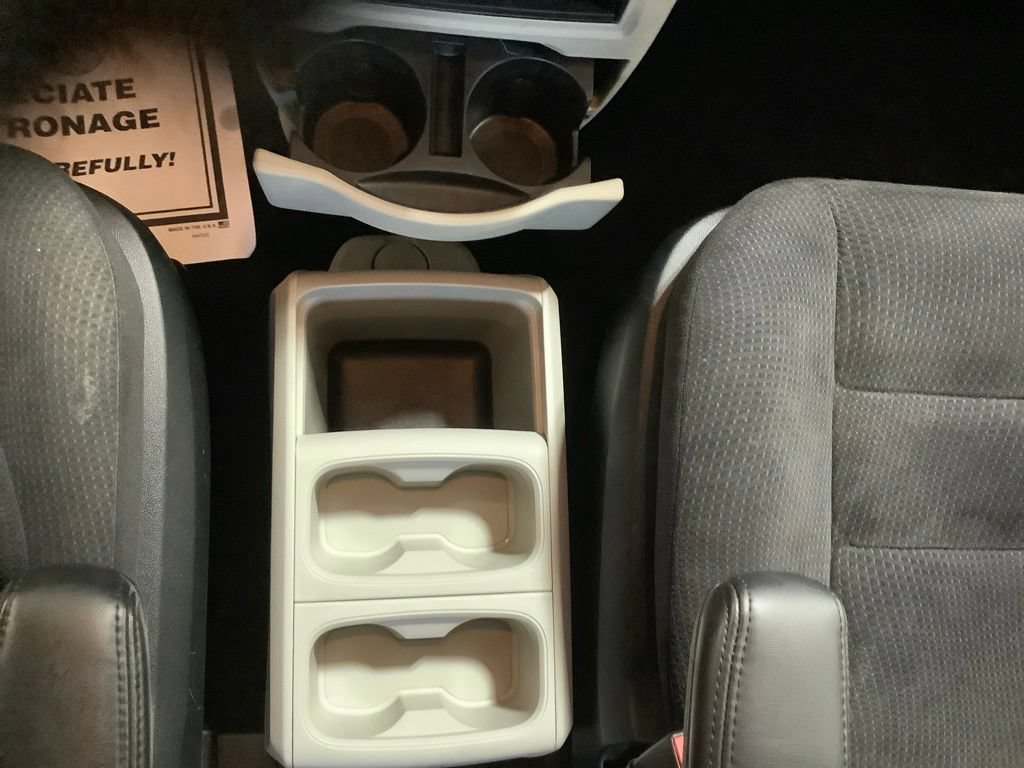 Used 2014 Dodge Grand Caravan SE w/ Quick Order Package 29E SE FWD image 36