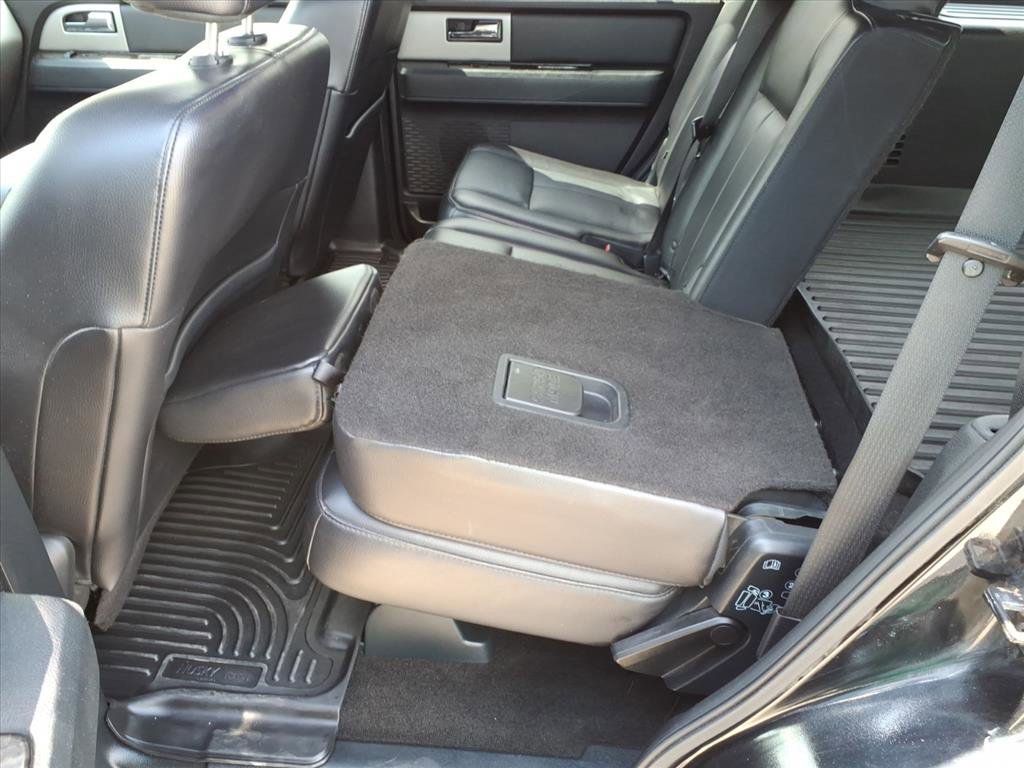 Used 2016 Ford Expedition Limited w/ Equipment Group 301A image 12