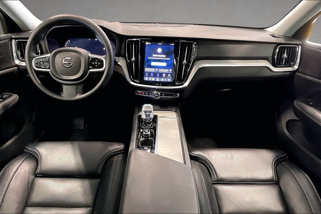 Certified 2025 Volvo V60 B5 Cross Country Ultra AWD/4WD image 8