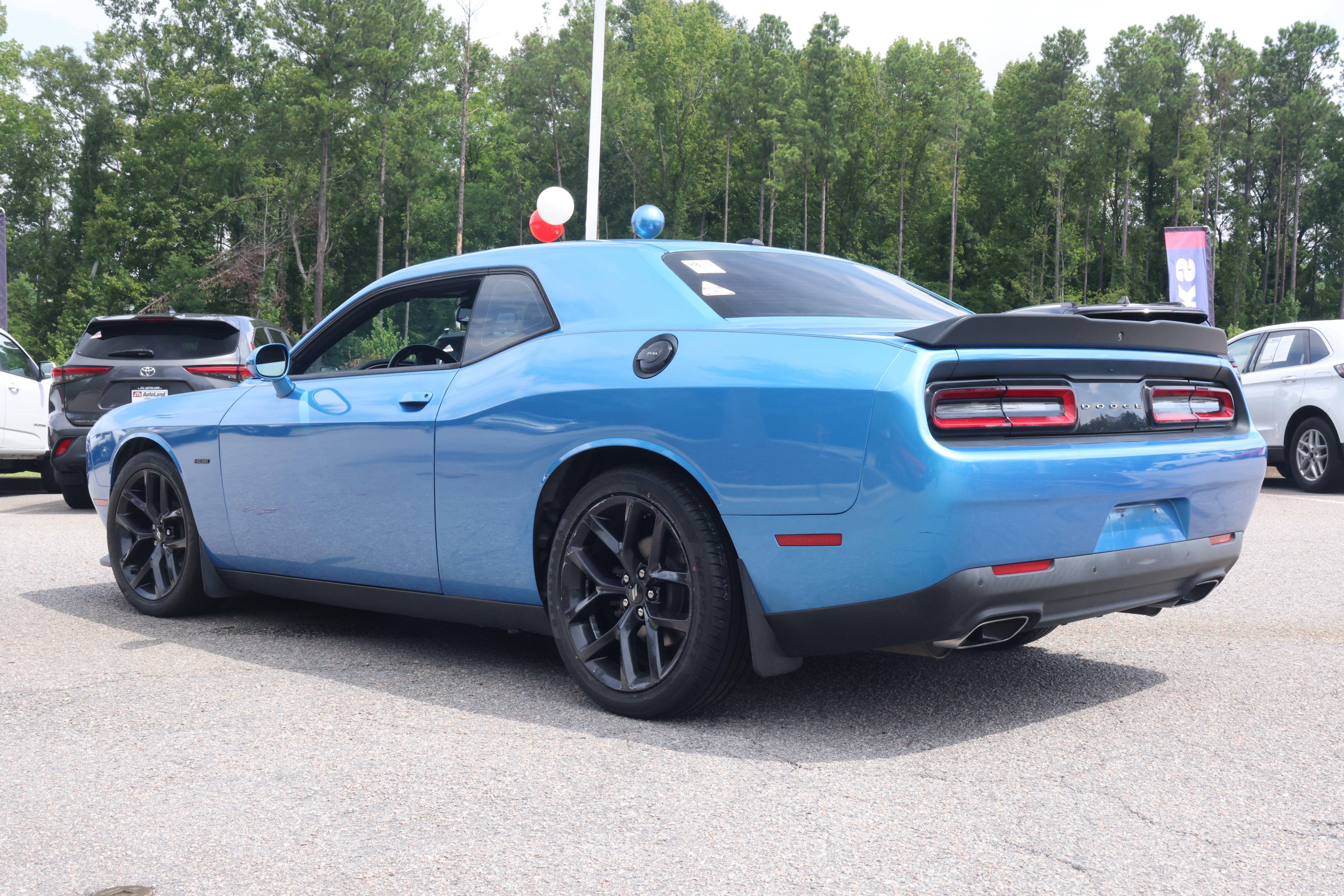 Used 2019 Dodge Challenger R/T w/ Blacktop Package RWD image 3