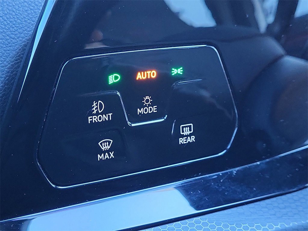 Used 2023 Volkswagen GTI Autobahn image 29