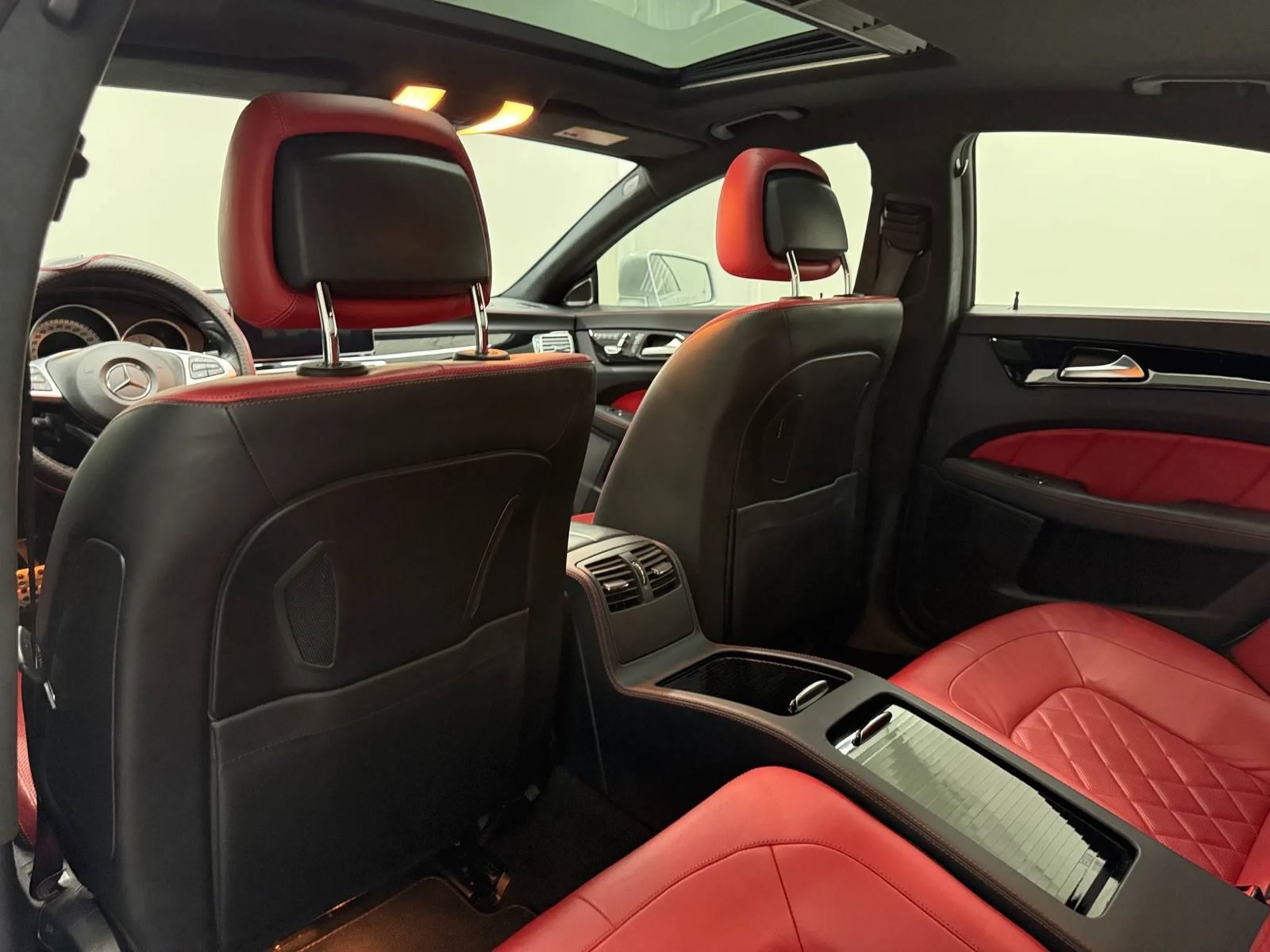 Used 2015 Mercedes-Benz CLS 400 image 18
