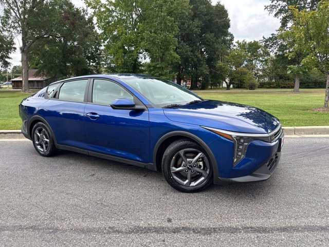 Certified 2025 Kia K4 FWD image 2