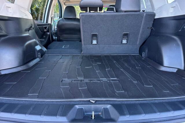 Used 2021 Subaru Forester Limited image 15