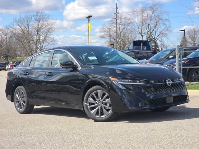 New 2026 Nissan Sentra SL w/ Floor Mat Package image 2