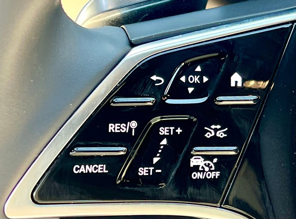 Certified 2022 Mercedes-Benz E 350 4MATIC Sedan image 36