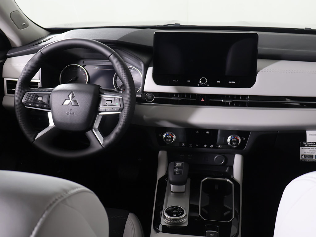 New 2026 Mitsubishi Outlander SE AWD/4WD image 36