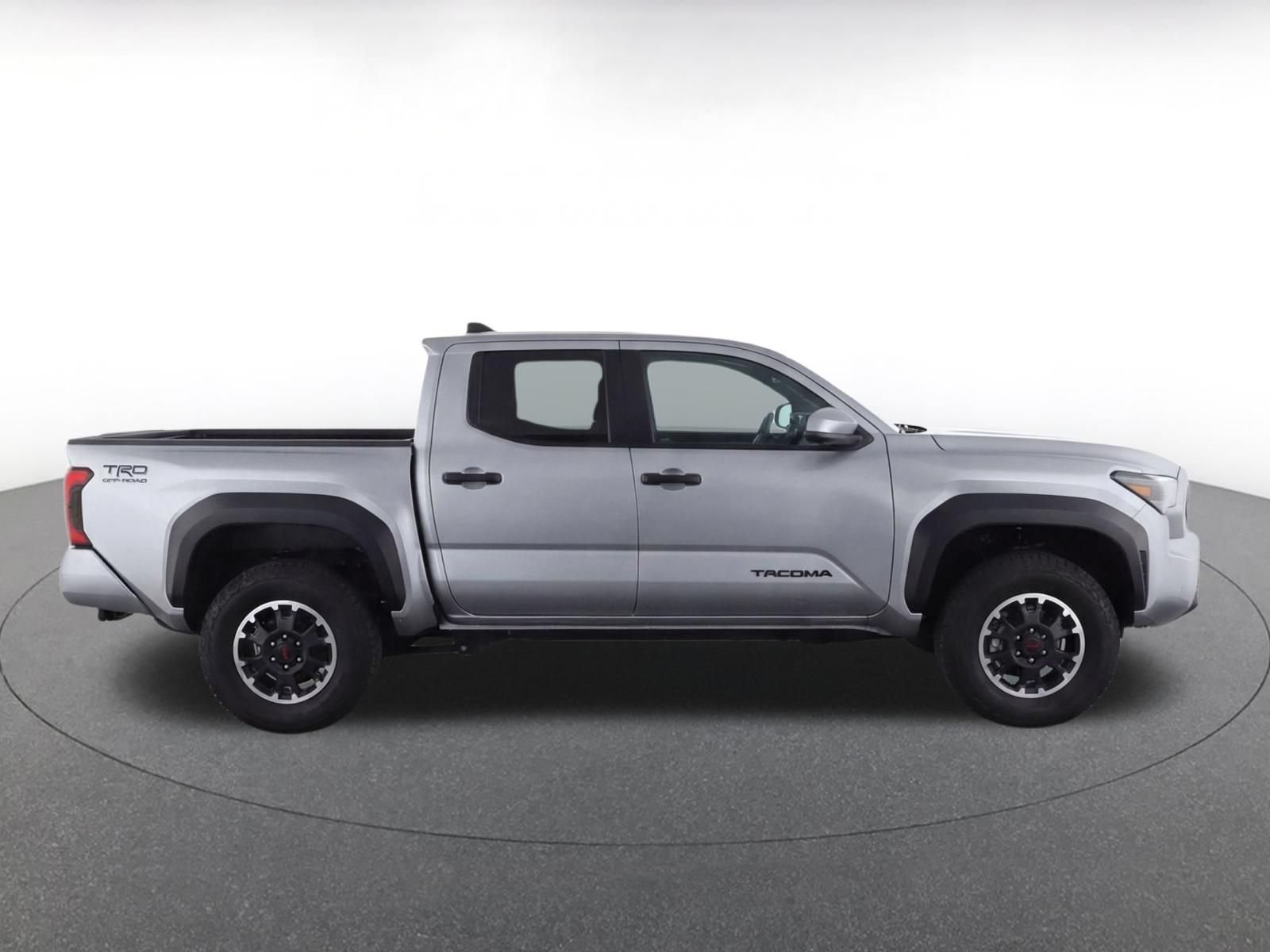 Used 2025 Toyota Tacoma TRD Off-Road AWD/4WD image 10