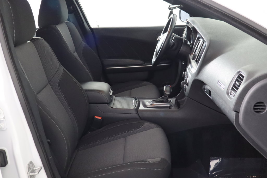 Used 2020 Dodge Charger SXT AWD/4WD image 11