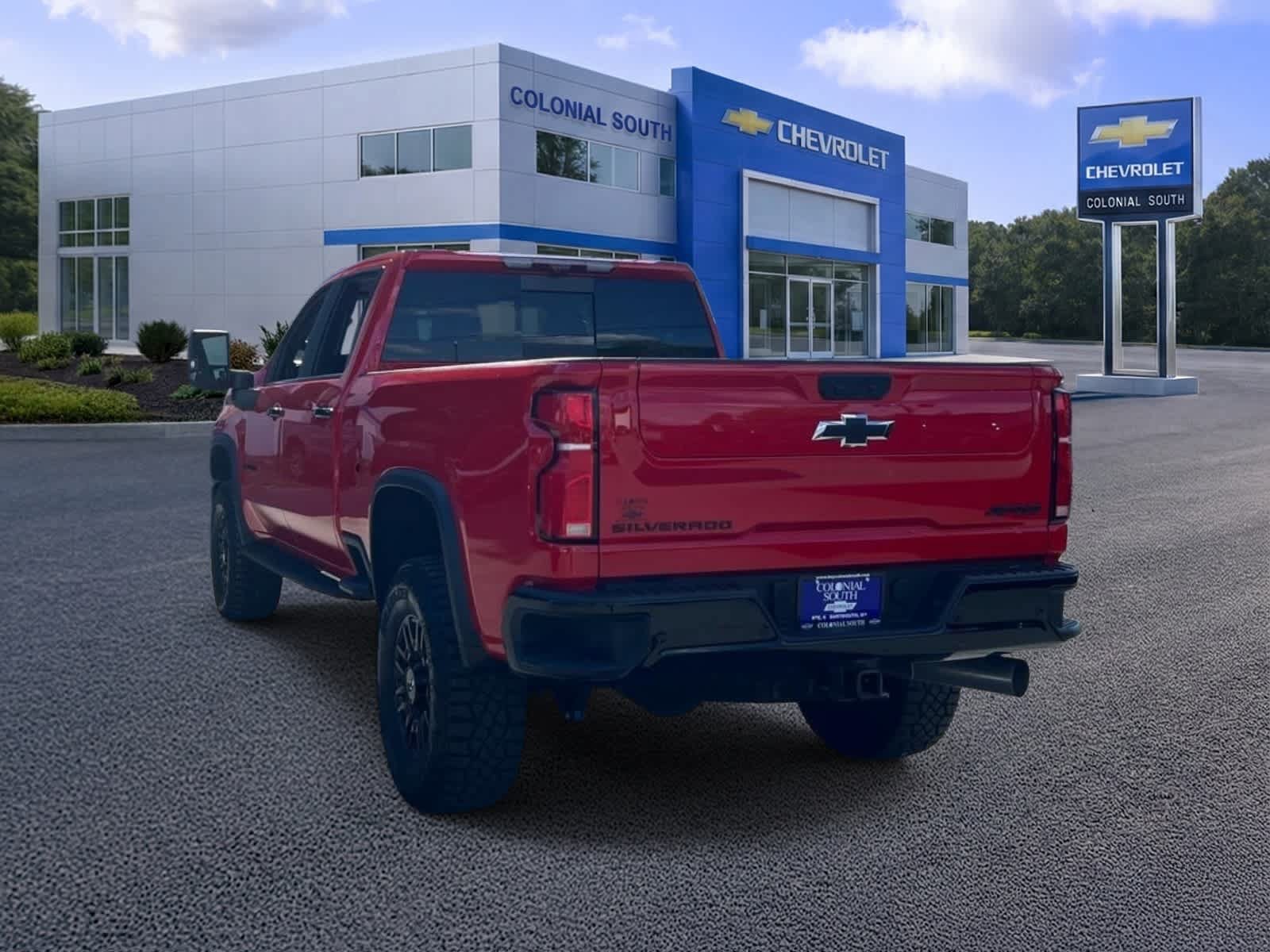 Certified 2025 Chevrolet Silverado 2500 ZR2 w/ Technology Package AWD/4WD image 4