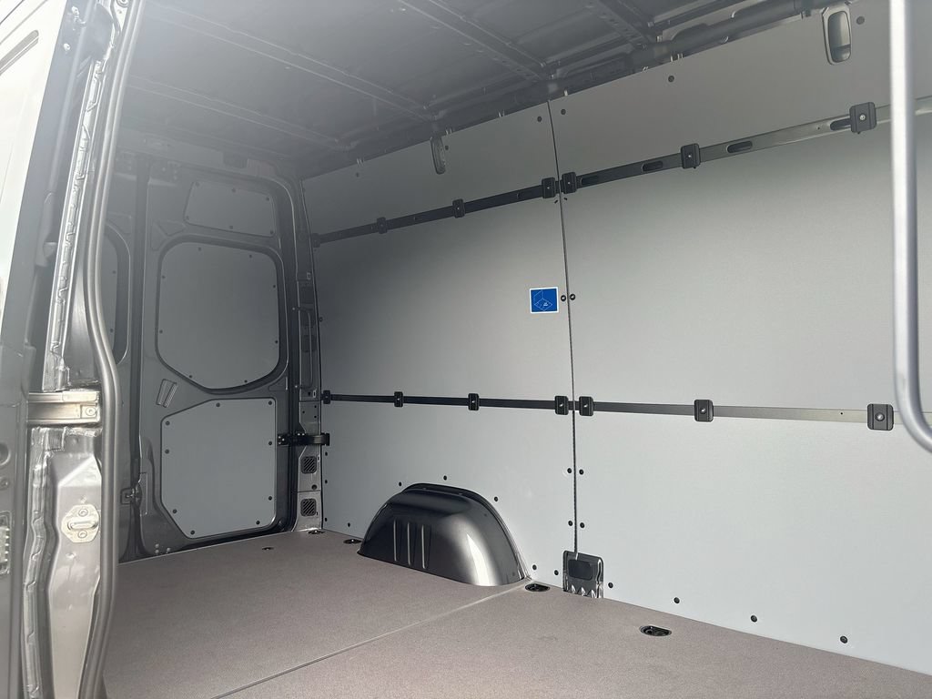 New 2026 Mercedes-Benz Sprinter 2500 image 12