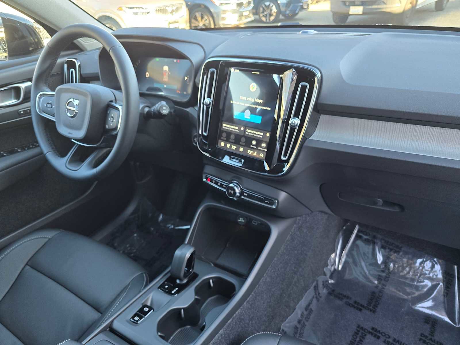 New 2026 Volvo XC40 B5 Core w/ Climate Package image 10